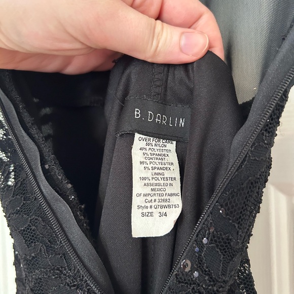 Black Dress - Picture 5 of 5